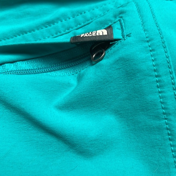 The North Face Nylon Bermuda Shorts Size 8 - Picture 14 of 15